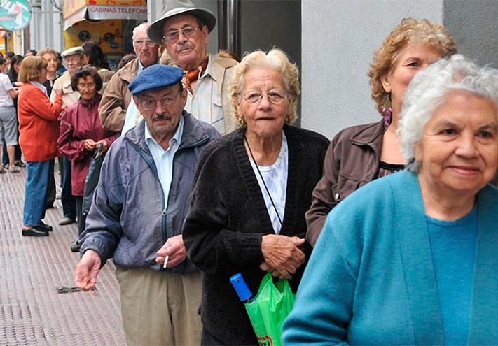 Por el paro bancario, ANSES adelanta el pago a jubilados