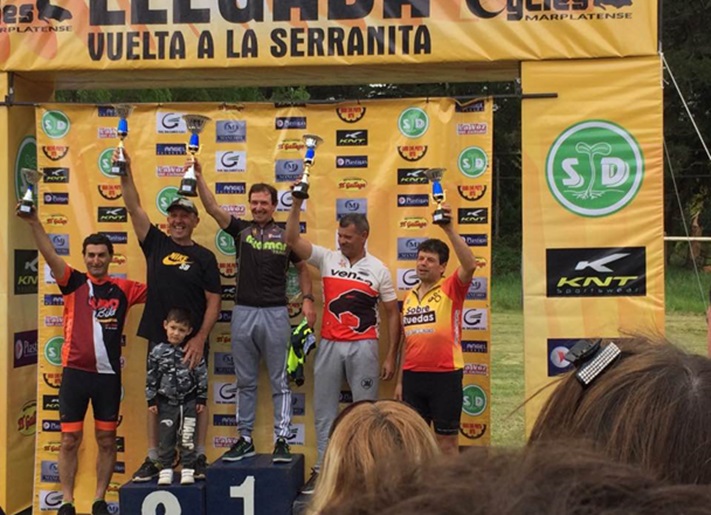 Jorge Ubeda ganó en su categoría en la Vuelta La Serranita