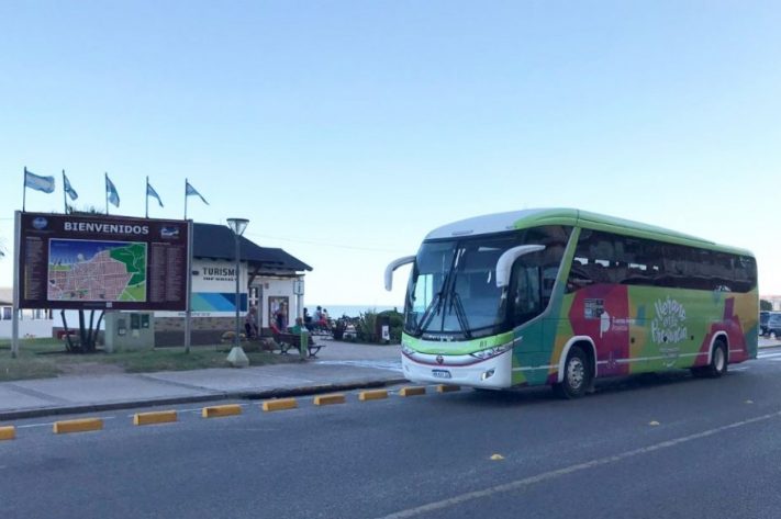 El Bus Turístico Itinerante #veranoenlaprovincia recorre Miramar y La Costa